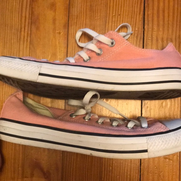 Pink Converse - Picture 6 of 7